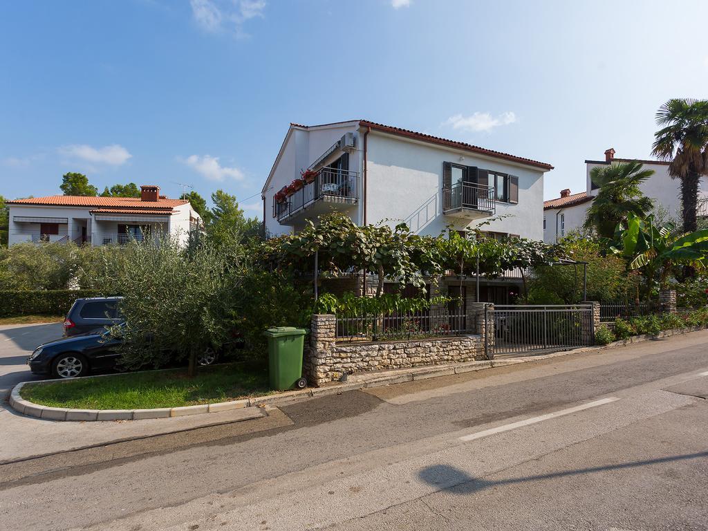 Apartment Luce Porec Exterior photo