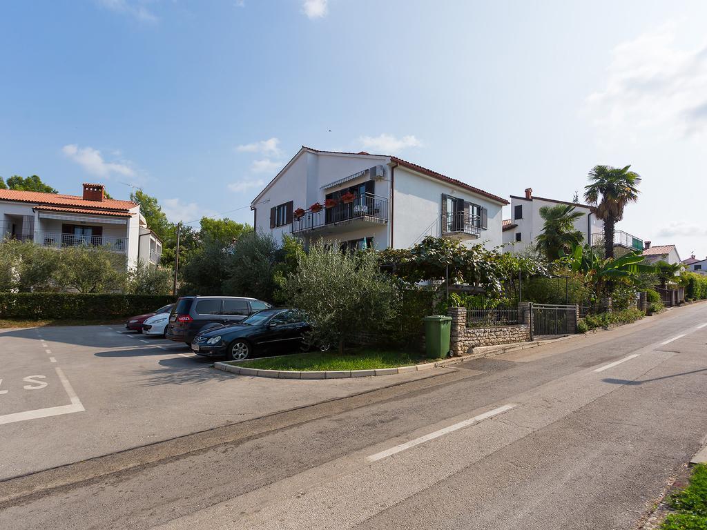 Apartment Luce Porec Exterior photo