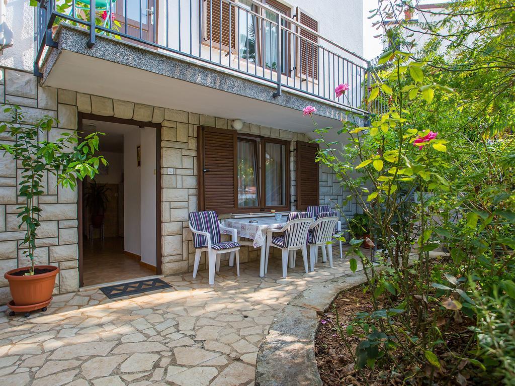Apartment Luce Porec Exterior photo